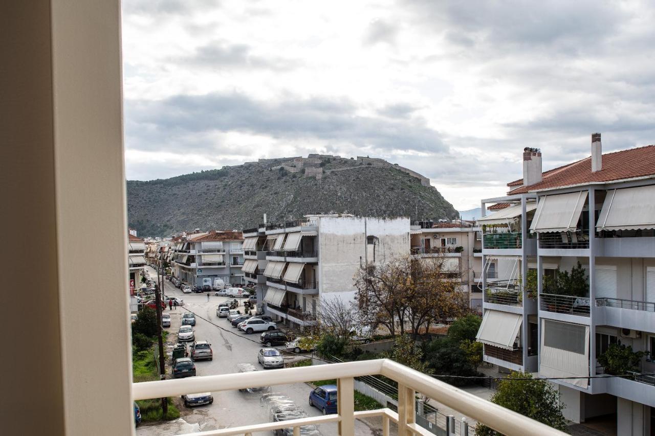 Living In Nafplio Urban Chic Apartments Eksteriør billede